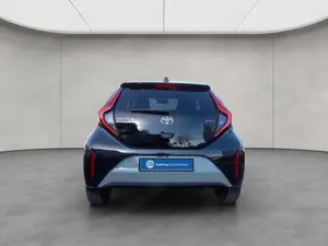 Toyota Aygo X X 1,5 Hybrid Teamplayer Sitzheizung Kamera Bild 4