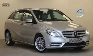 Mercedes-Benz B 200 156PS 7G Memory Leder RCAM AHK ACC Bild 1