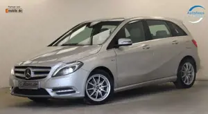 Mercedes-Benz B 200 156PS 7G Memory Leder RCAM AHK ACC Bild 3
