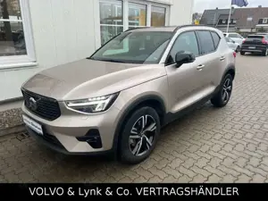 Volvo XC40 B3 Automatik Plus Dark AHK GARANTIE