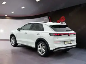 Volkswagen T-Roc 1,5 eTSI DSG Style AHK IQ.Light Bild 4