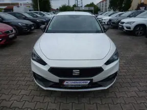 SEAT Leon Sportstourer FR Plus 2.0 TSI (190 PS) DSG Bild 2