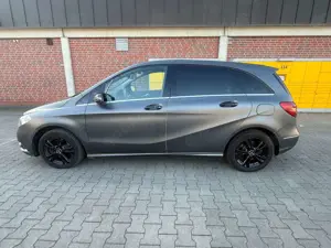 Mercedes-Benz B 180 B-Klasse Diesel CDI (BlueEFFICIENCY) 7G-DCT