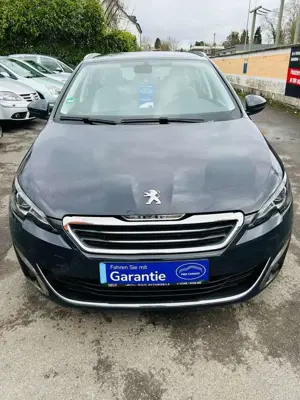 Peugeot 308 Bild 2
