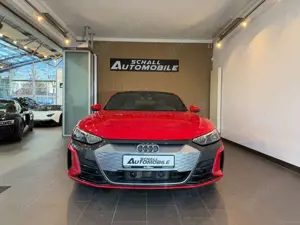 Audi e-tron GT VOLL/PANO/ALLRADLENKUNG/HUD/MASSAGE Bild 2