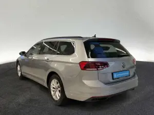 Volkswagen Passat Variant 1.5 TSI Business DSG Navi AHK LED Bild 3