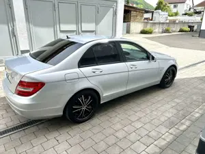 Mercedes-Benz C 180 C 180 (BlueEFFICIENCY) 7G-TRONIC Avantgarde