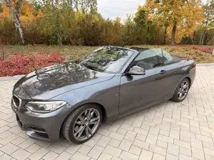 BMW 235 M235i Cabrio
