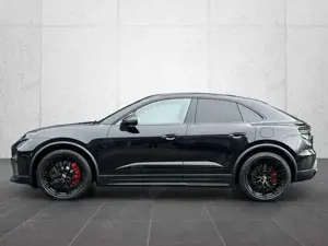 Porsche Macan GTS PANO 360° BOSE Bild 2