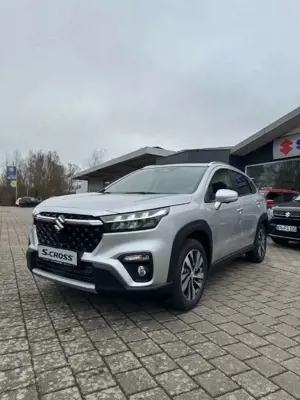 Suzuki S-Cross 1.4l Comfort+ AllGrip Bild 2