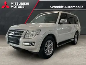 Mitsubishi Pajero 3.2 DI-D Top 4WD Stand Hzg. AHK Navi Kamera
