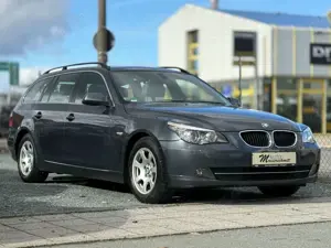 BMW 520 d Touring XENON PANO NAVI-PRO STANDHz M-SPORT