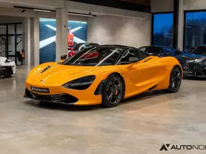 McLaren 720S Performance