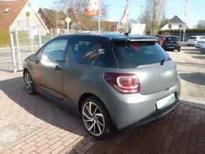 Citroen DS3 PureTech 130 Xenon/17Zoll/RFK/Leder/SHZ/BT Bild 3