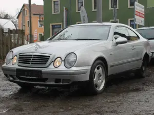 Mercedes-Benz CLK 200 CLK-Klasse 200 Coupe Elegance Auto SD