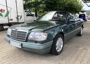 Mercedes-Benz E 220 E 220 Cabrio