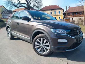 Volkswagen T-Roc Style  Navi SHZ Finanzierung ab 3,99 %Zins