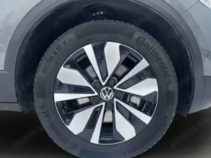 Volkswagen T-Roc 2.0 TDI GOAL DSG LED ACC AHK NAV PDC RFK SHZ GJR L Bild 5