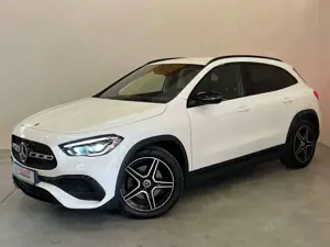 Mercedes-Benz GLA 250 AMG/LED/AHK/WIDESCREEN/R-KAM/SHZ/NAVI