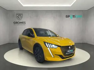 Peugeot 208 e- GT 136 Panorama SHZ LED ACC Navi Digitales Cock