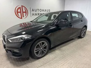BMW 118 d Sport Line AT LED Shadow Line Navi Bild 2
