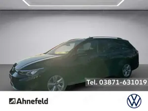 Volkswagen Golf VIII Variant Life