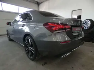 Mercedes-Benz A 180 LIM URBAN PROGRESSIVE*LED*MBUX*AMBIENTE Bild 5