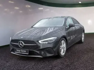 Mercedes-Benz CLA 220 Coupe Edition Progressive 4MATIC Dist Bild 2