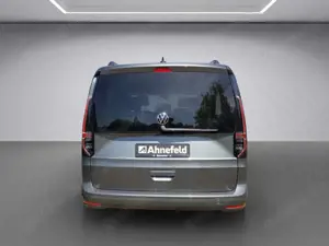 Volkswagen Caddy Maxi Life 5-Sitzer 1,5 TSI DSG Bild 3