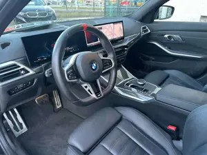 BMW 340 M340i xDrive M Sport || AHK 360° Pano eSitze HUD Bild 3