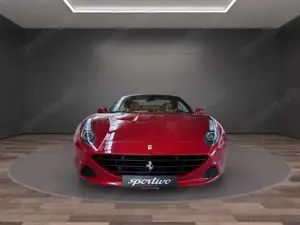 Ferrari California T Bild 2