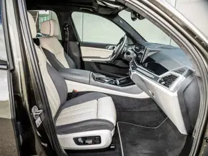 BMW X5 xDrive40d M Sportpaket Pro AHK Standheiz GSD HUD 1 Bild 4
