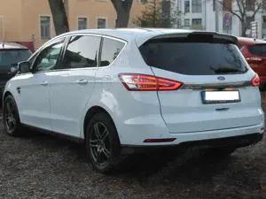 Ford S-Max S-Max 2.0 TDCI Titanium Auto 7Si ACC LED EU6 Bild 3