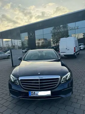 Mercedes-Benz E 400 4Matic 9G-TRONIC Exclusive