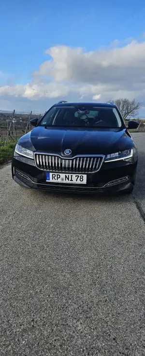 Skoda Superb Combi 2.0 TDI DSG Style