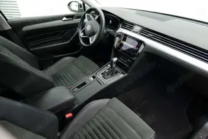 Volkswagen Passat Variant GTE 1.4 TSI eHybrid 6-Gang-DSG Bild 2