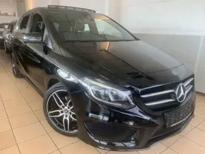 Mercedes-Benz B 200 AMG Line Panorama Kamera Leder Navi Memory 8 Fach