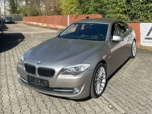 BMW 528 528 i // 2-Hand // TÜV und Inspektion neu //