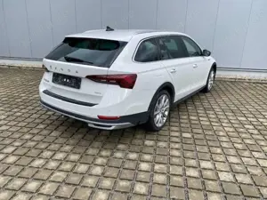 Skoda Octavia Bild 2