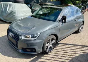 Audi A1 S Line Alcantara*Panorama*Navi*48TKM