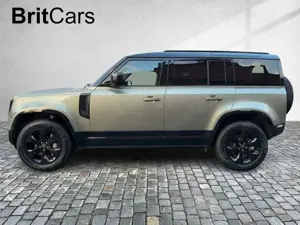 Land Rover Defender 110 D300 X-Dynamic SE 7 Sitzer 360-CAM ACC CAM LED Bild 3