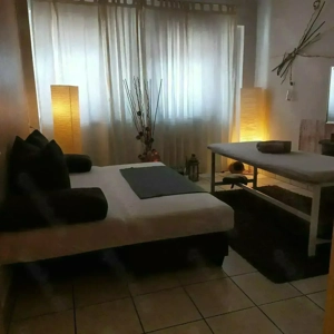 Herzlich Willkommen bei der "Verwöhnmassage "mit Herz  Bild 2