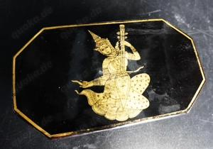 Schmuckschatulle, schwarz, hexagonal-oval, Thai-Deva-Motiv