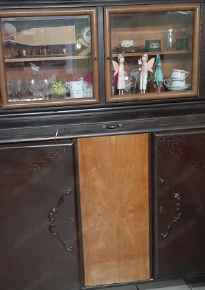 Antiquität Schrank sehr gut erhalten, ohne Holzbock