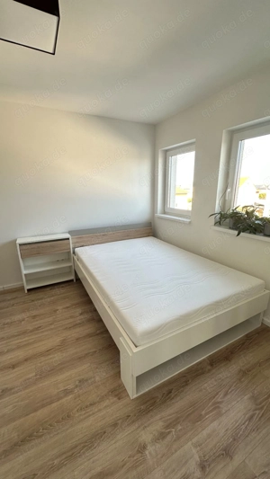 Jugendzimmer von Röhr Bush, Serie Clip