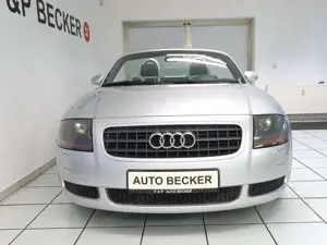 Audi TT TT Cabrio 1.8 T Automatik 2.Hand Navi Xenon Leder Bild 4