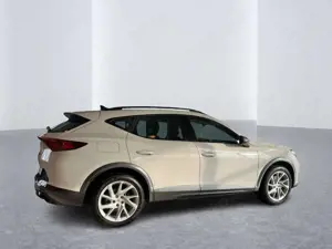 CUPRA Formentor 1.4 DSG e-HYBRID Parklnkassitent Navi Bild 3