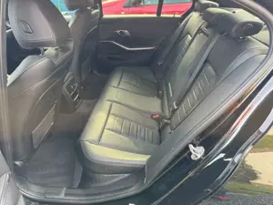 BMW 320 i M Sport,Leder,Head-Up,Laser,Live C.Prof Bild 5