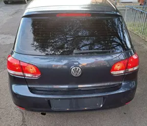 Volkswagen Golf Comfortline 1,6 TDI,Klimaautomatik,Alufelgen,PDC Bild 4