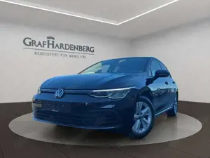 Volkswagen Golf VIII Lim. 2.0 TDI DSG Life ACC RFK SHZ LHZ